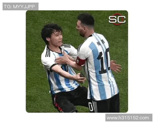 与足球明星亲密接触的瞬间我和他们的合影记录了美好的回忆